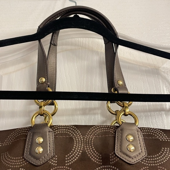 Beautiful Chocolate Brown Coach Purse - Picture 8 of 17